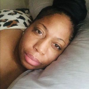 Meet your Posher, Cynthia